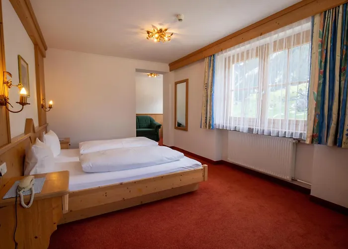 Persura Отель 3*