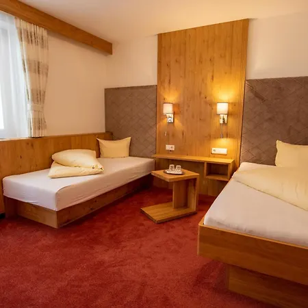 Hotel Persura